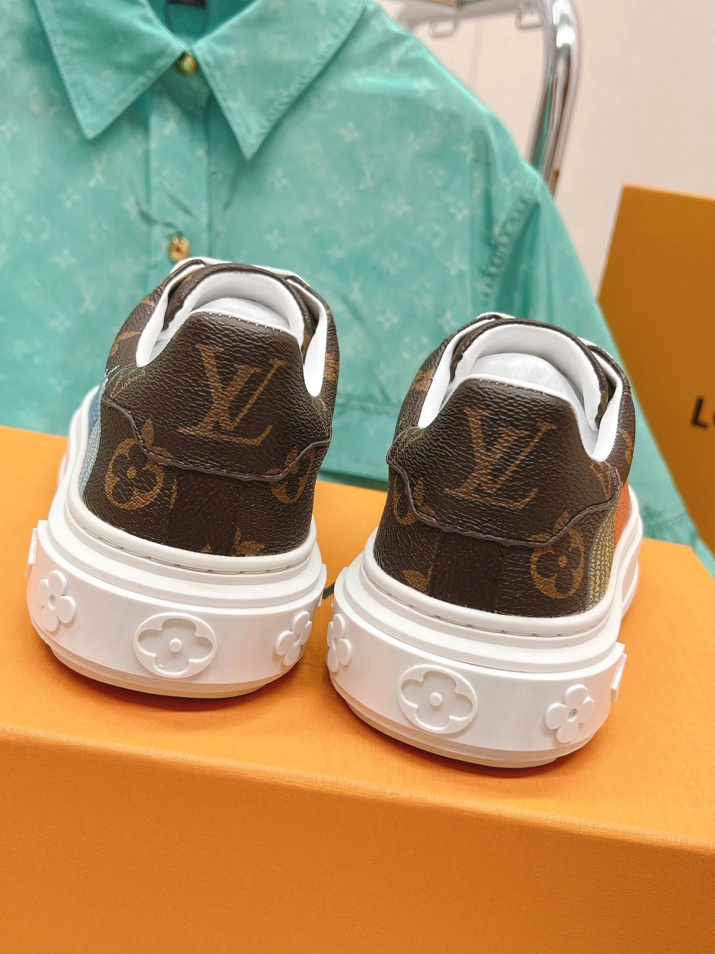 Louis Vuitton Low Shoes OdorResistant 31634