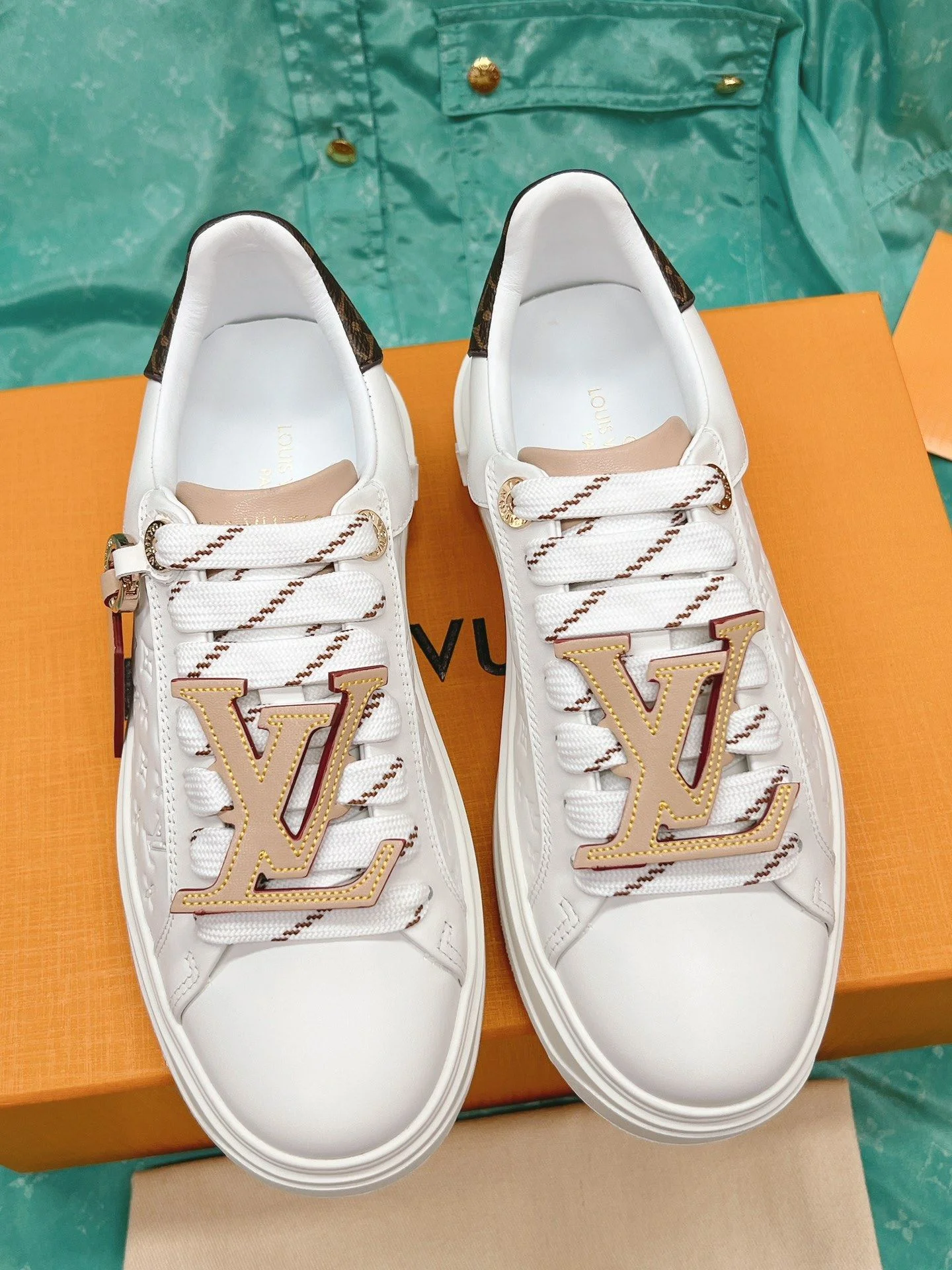 Louis Vuitton Low Shoes Sustainable 31621