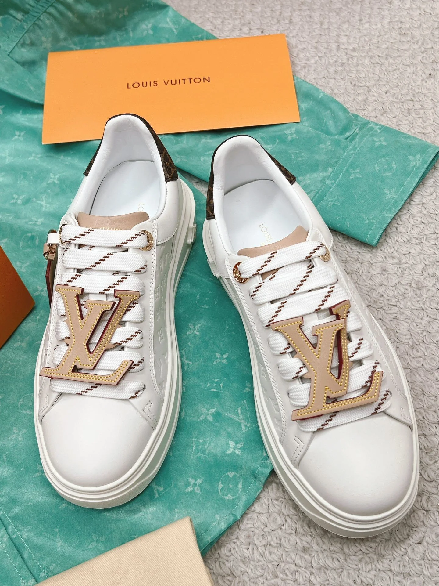 Louis Vuitton Low Shoes Sustainable 31621