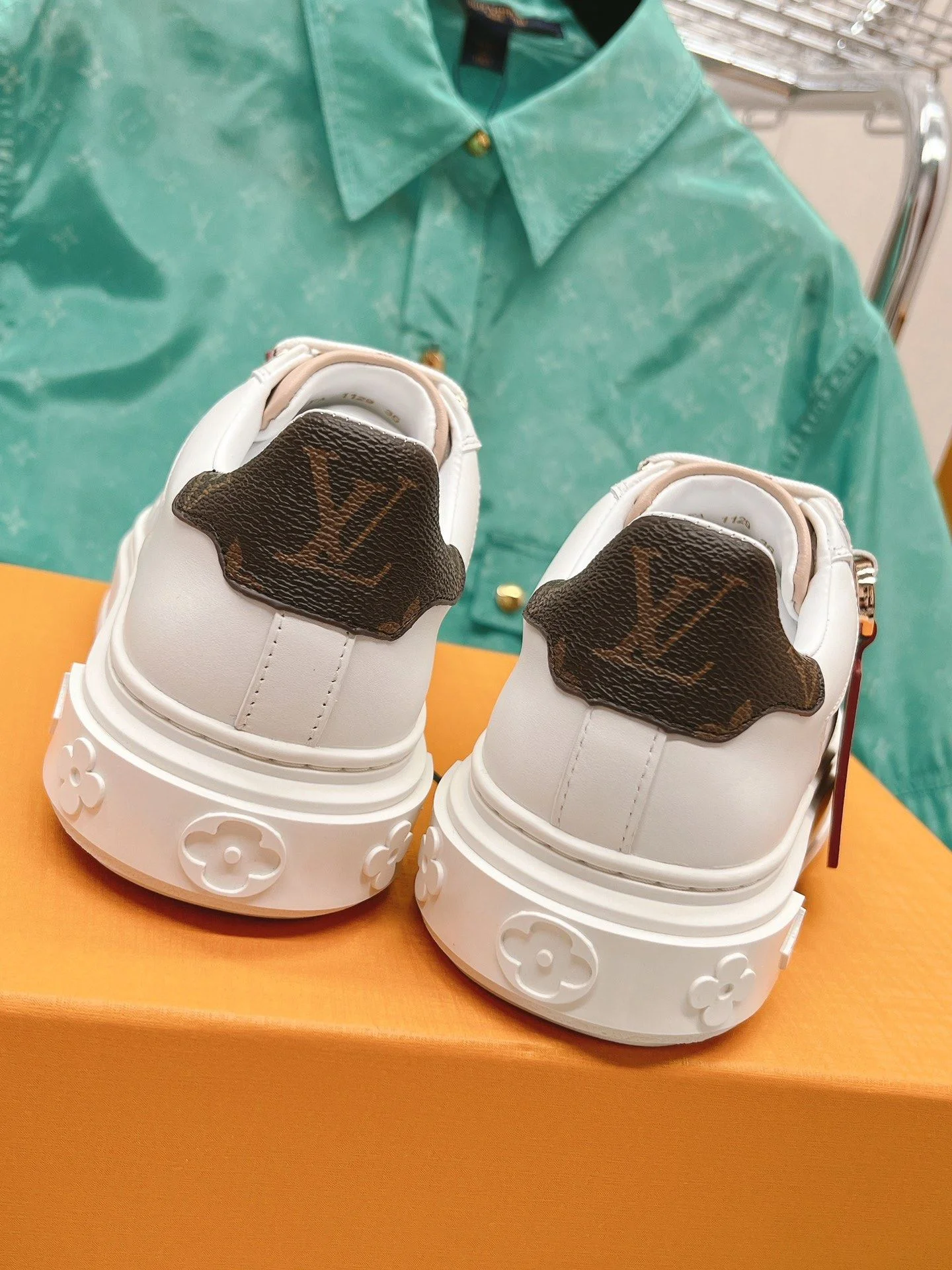 Louis Vuitton Low Shoes Sustainable 31621