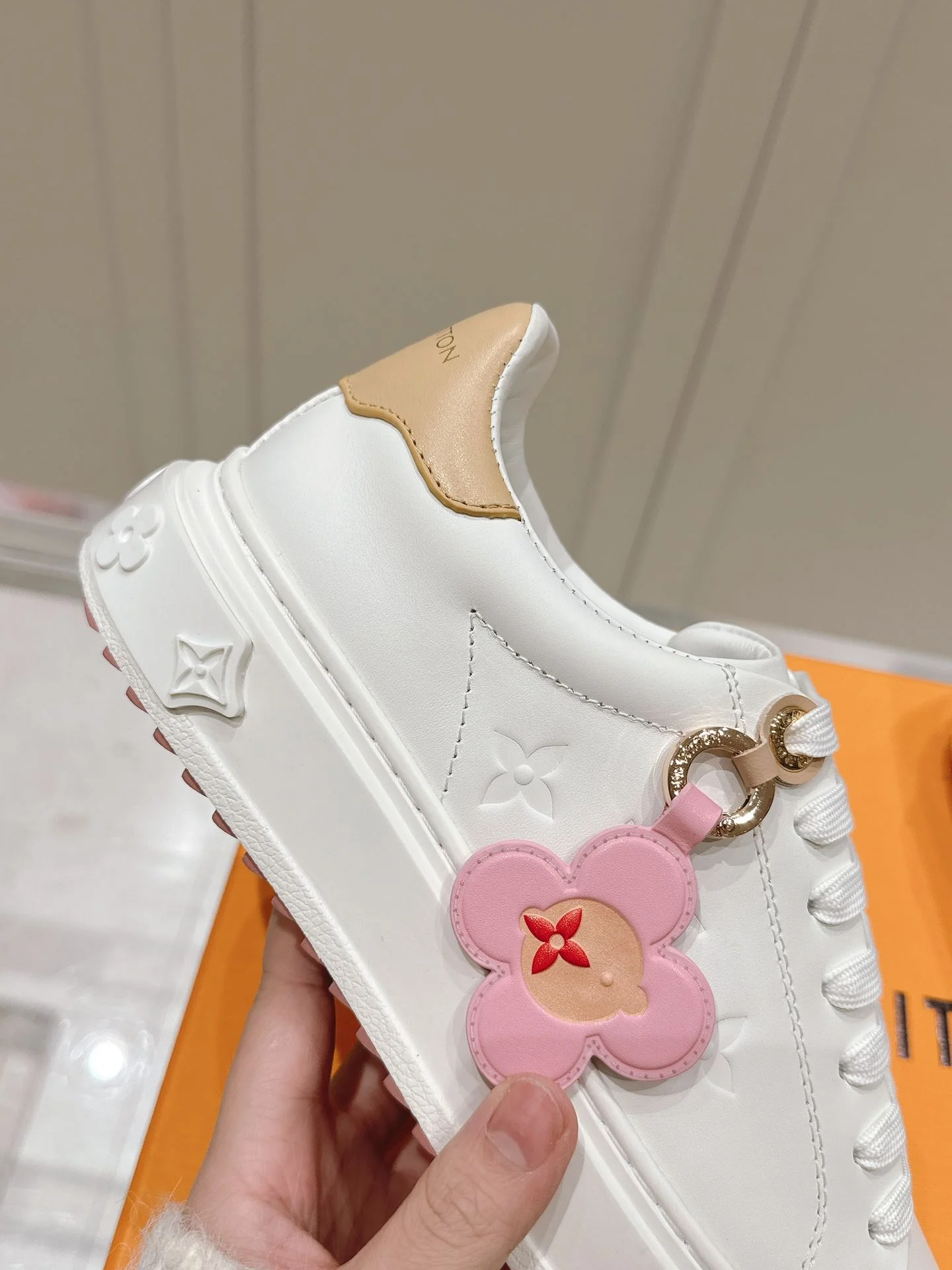 Affordable Louis Vuitton Low Shoes 31625