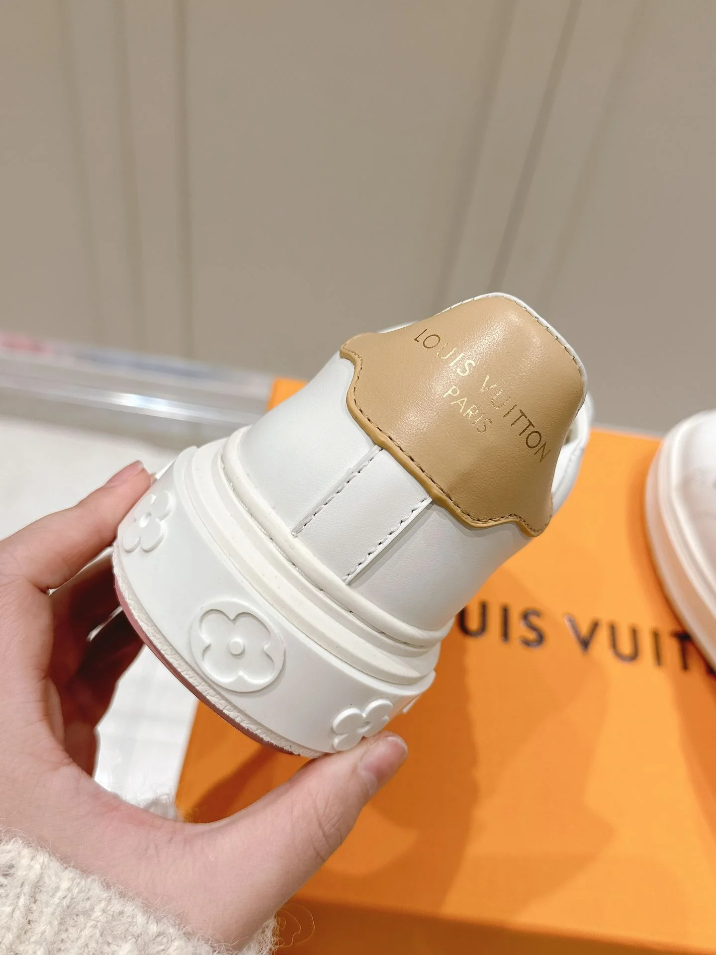 Affordable Louis Vuitton Low Shoes 31625