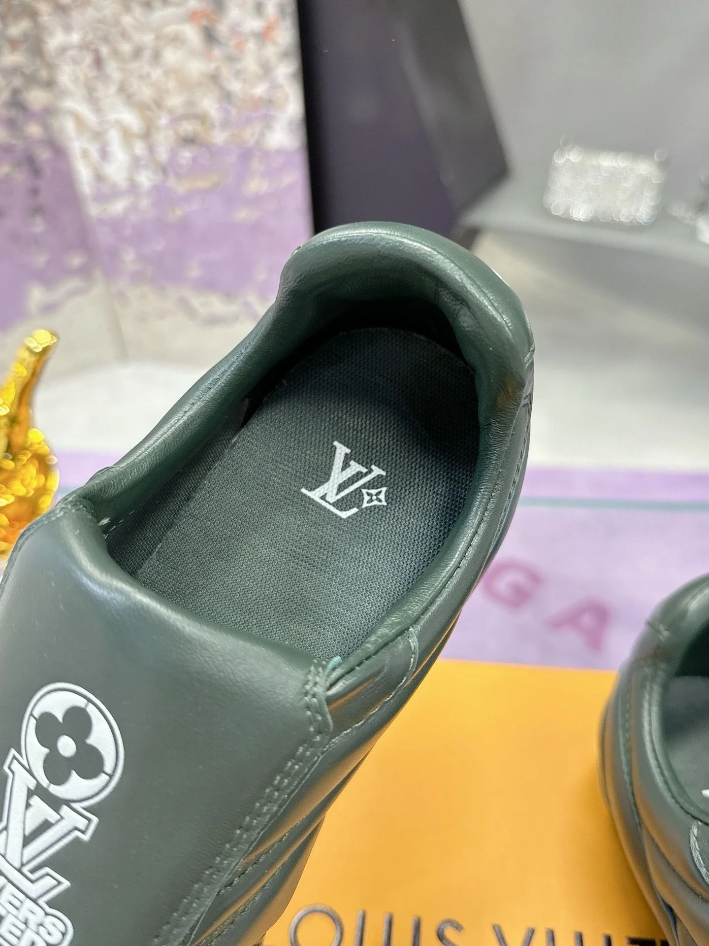 Louis Vuitton Low Shoes GoodFit 31626