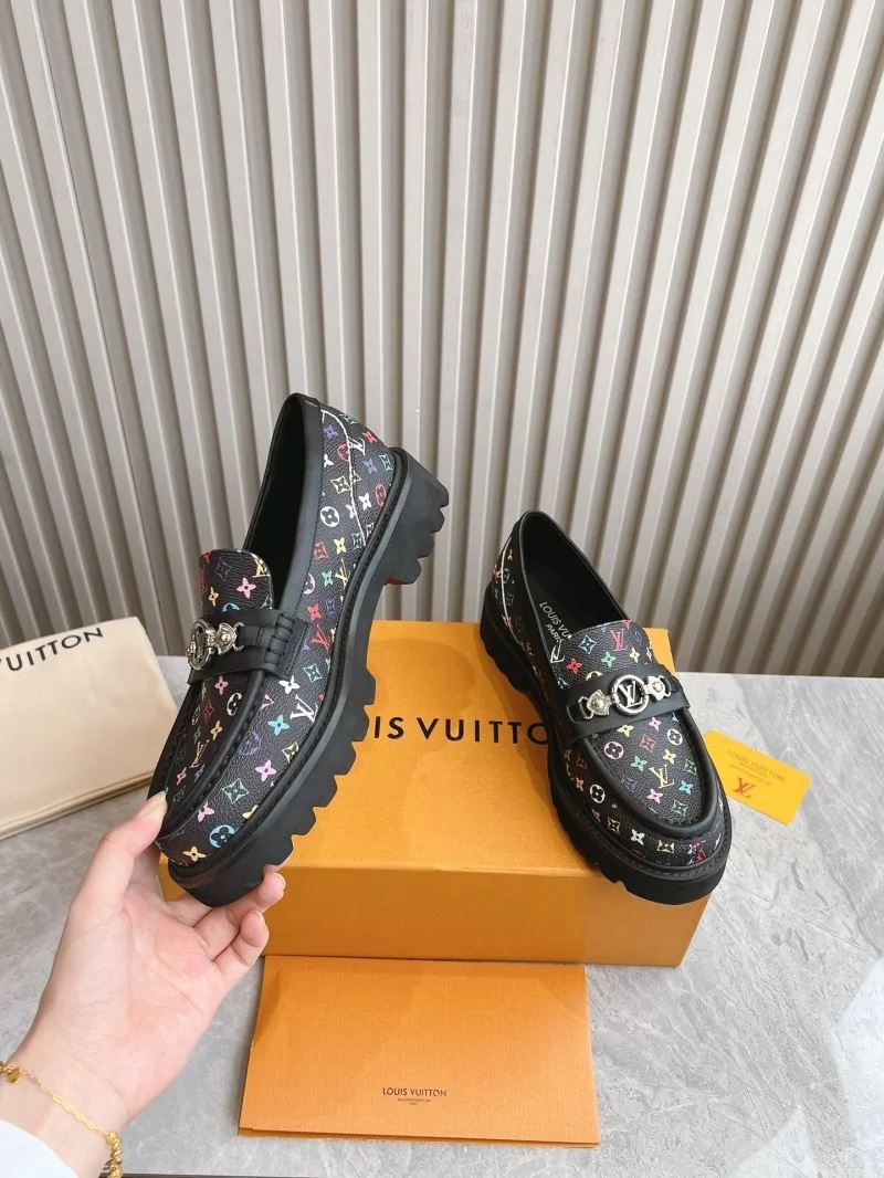 Louis Vuitton Low Shoes UrbanStyle 31615