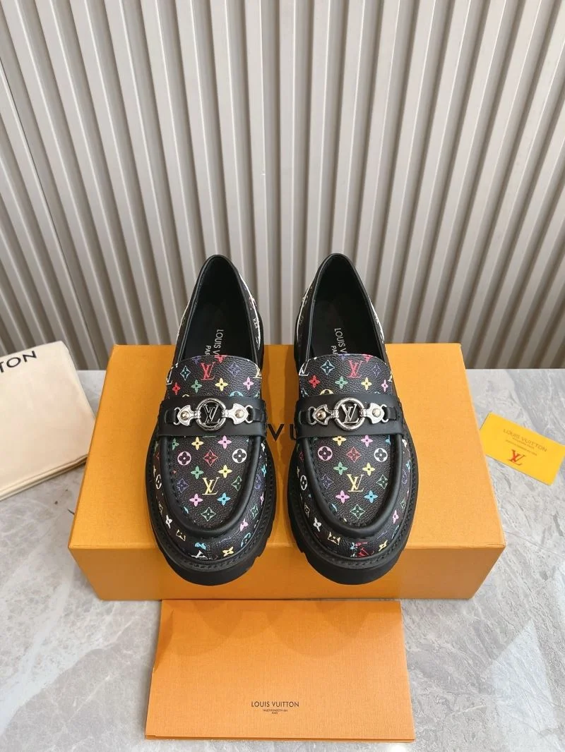 Louis Vuitton Low Shoes UrbanStyle 31615