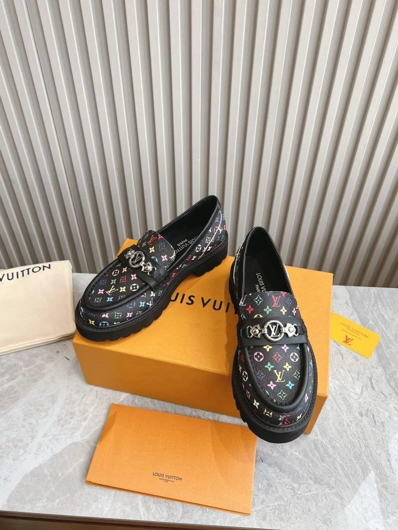 Louis Vuitton Low Shoes UrbanStyle 31615