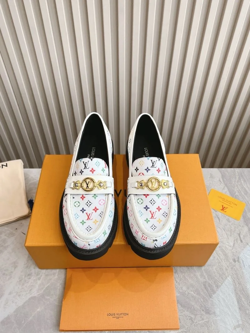 Premium Louis Vuitton Low Shoes 31623