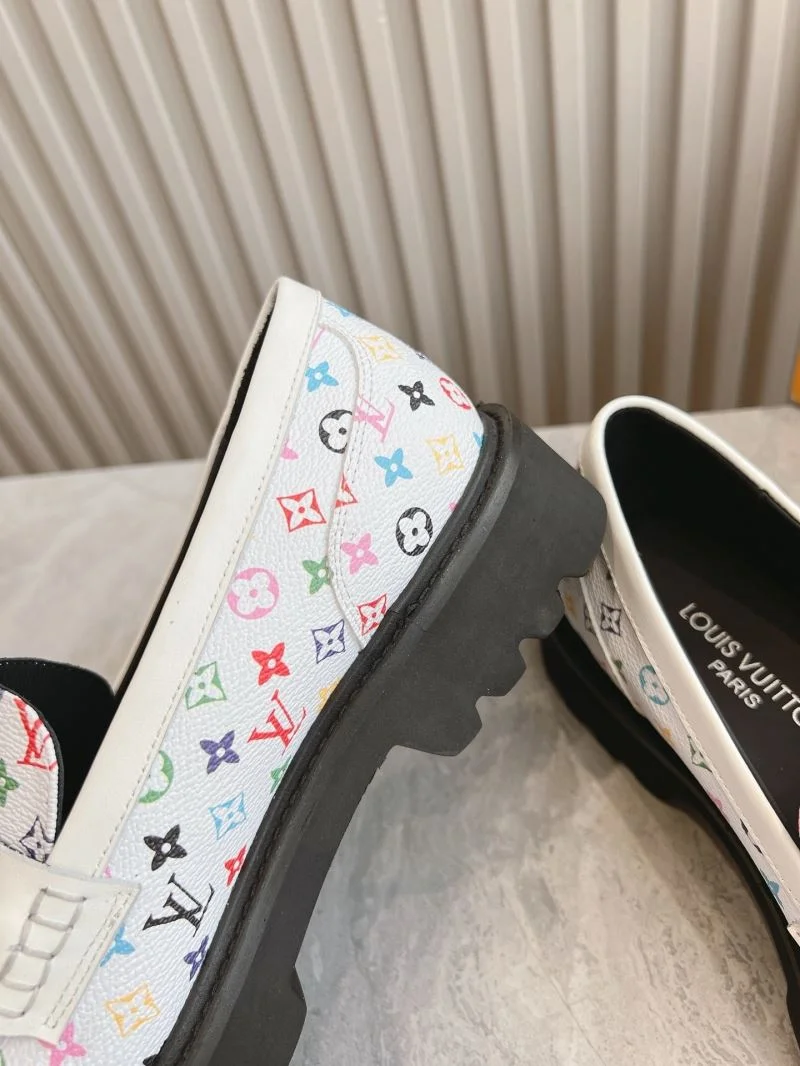 Premium Louis Vuitton Low Shoes 31623