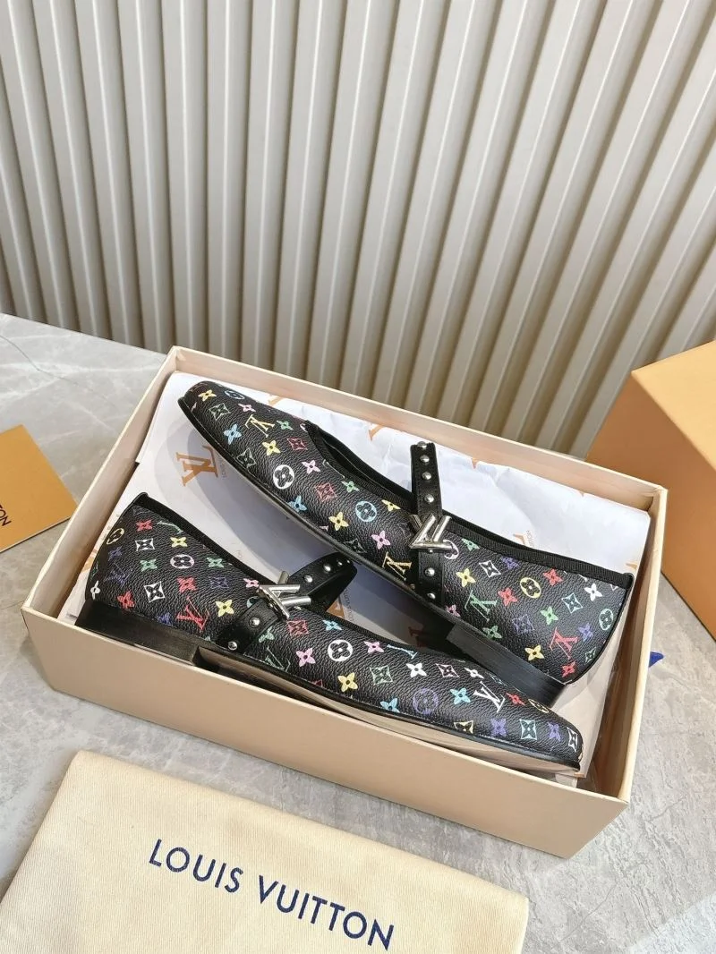 Louis Vuitton Low Shoes Timeless 31619