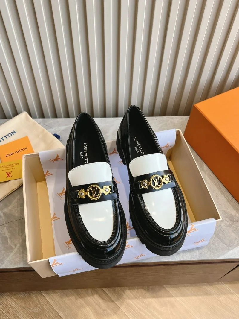 NewStyle Louis Vuitton Low Shoes 31605