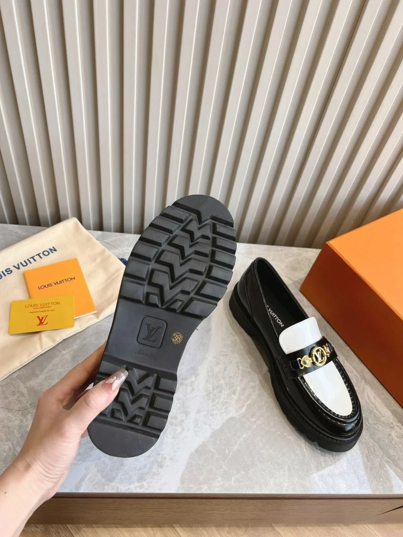 NewStyle Louis Vuitton Low Shoes 31605