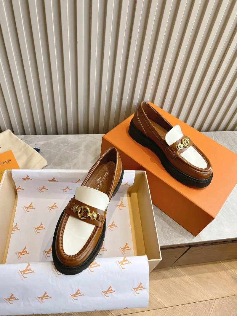 BestValue Louis Vuitton Low Shoes 31610