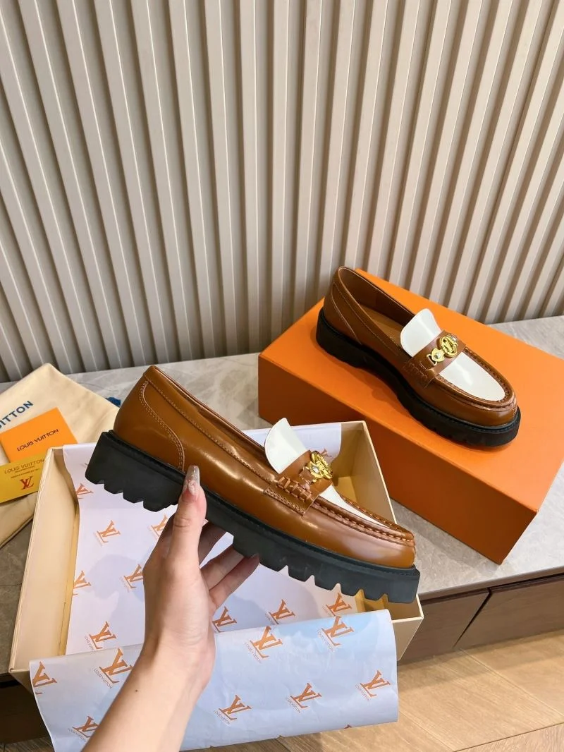 BestValue Louis Vuitton Low Shoes 31610