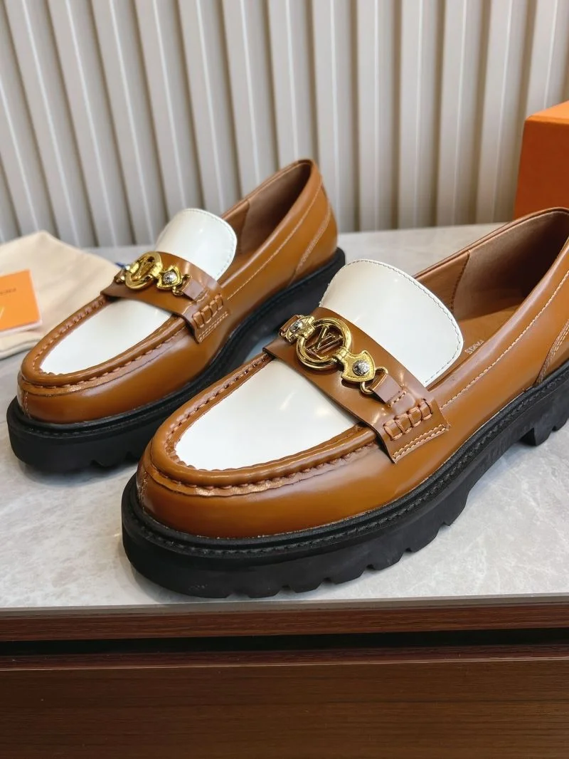 BestValue Louis Vuitton Low Shoes 31610