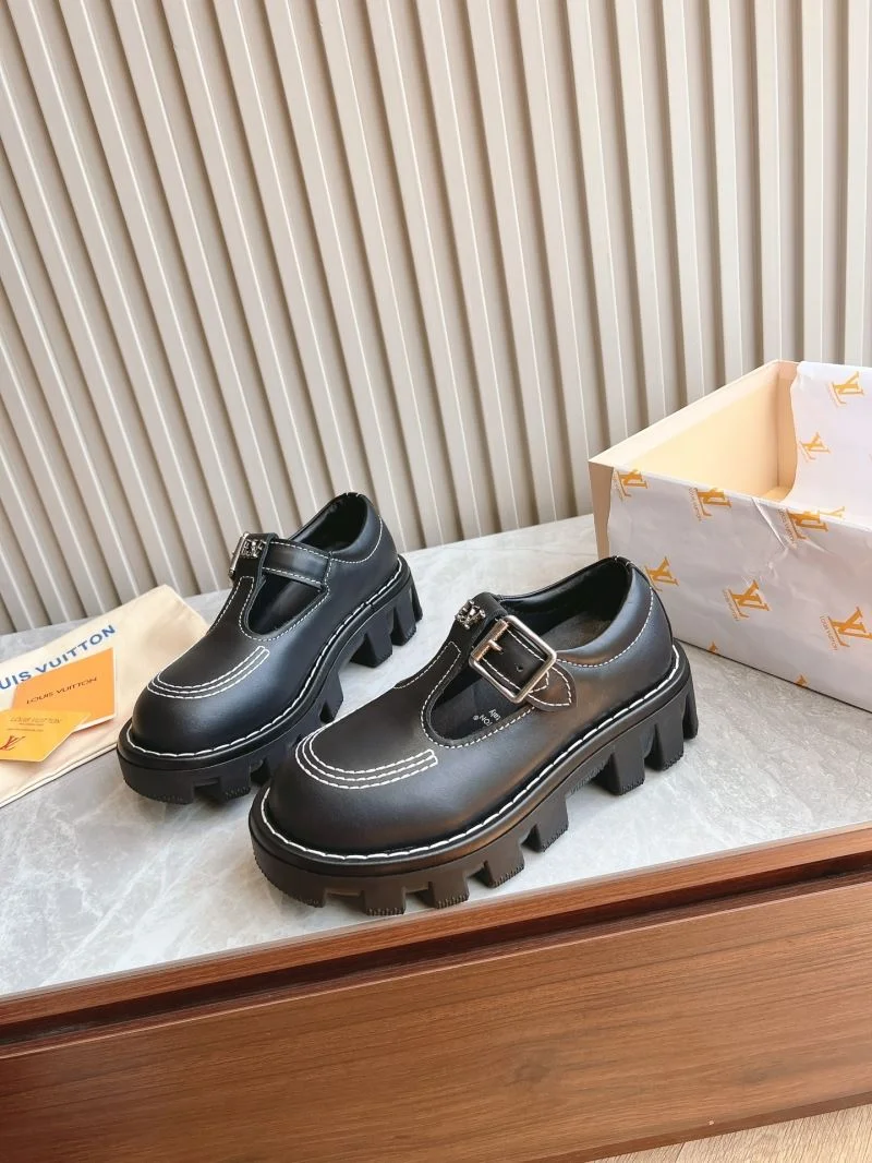 EasyMatch Louis Vuitton Low Shoes 31604