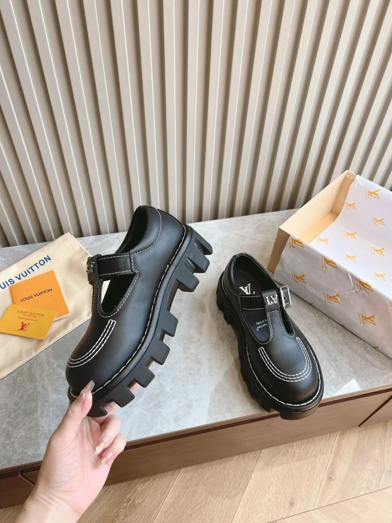 EasyMatch Louis Vuitton Low Shoes 31604