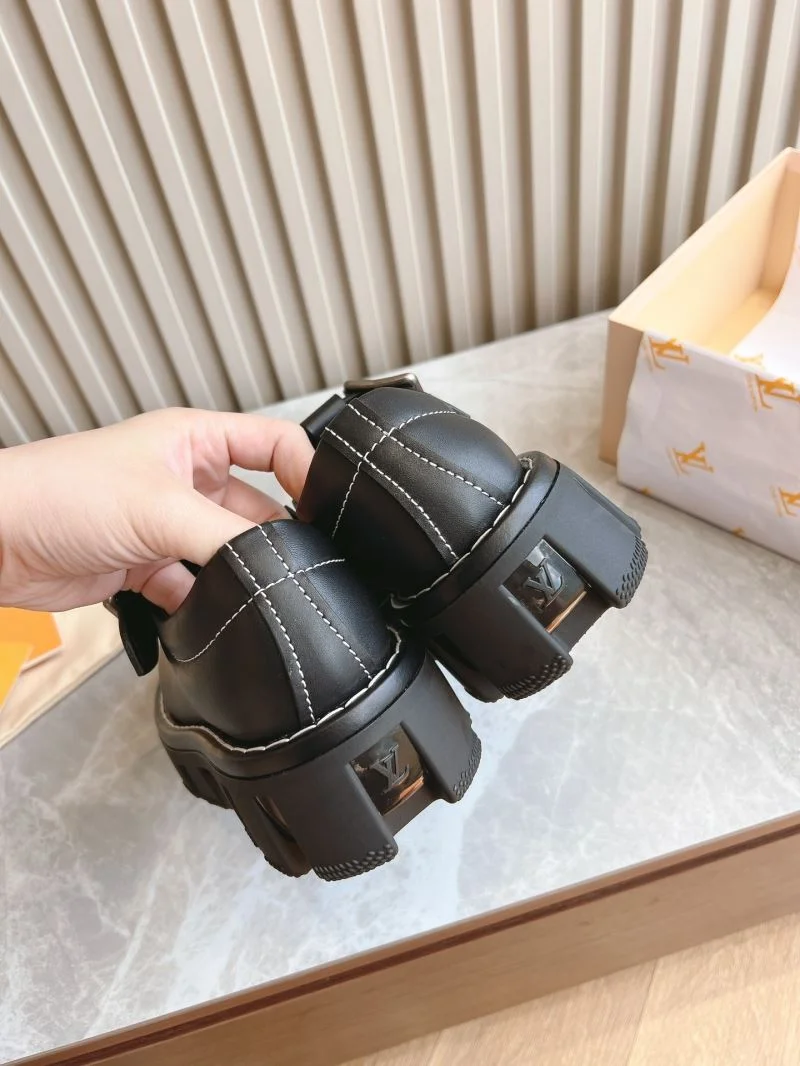 EasyMatch Louis Vuitton Low Shoes 31604