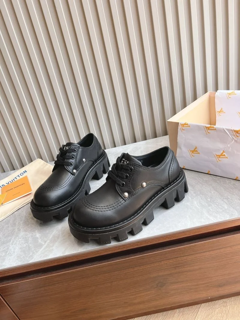 EasyMatch Louis Vuitton Low Shoes 31600