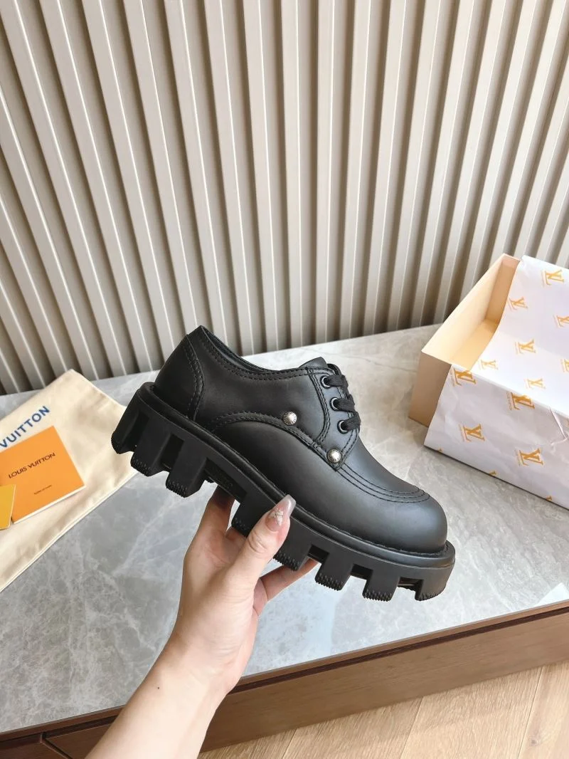 EasyMatch Louis Vuitton Low Shoes 31600
