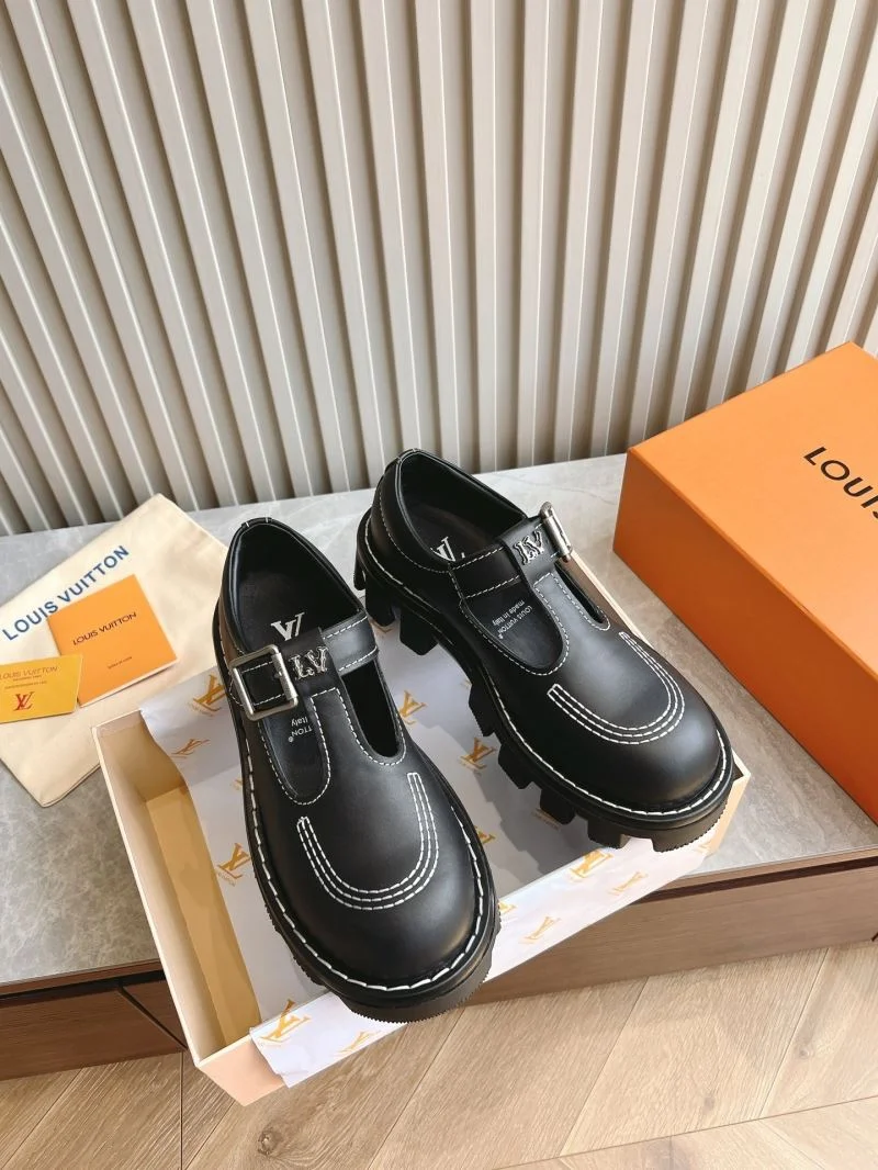 EasyMatch Louis Vuitton Low Shoes 31600