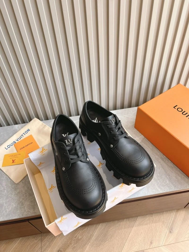 Louis Vuitton Low Shoes TimelessDesign 31599