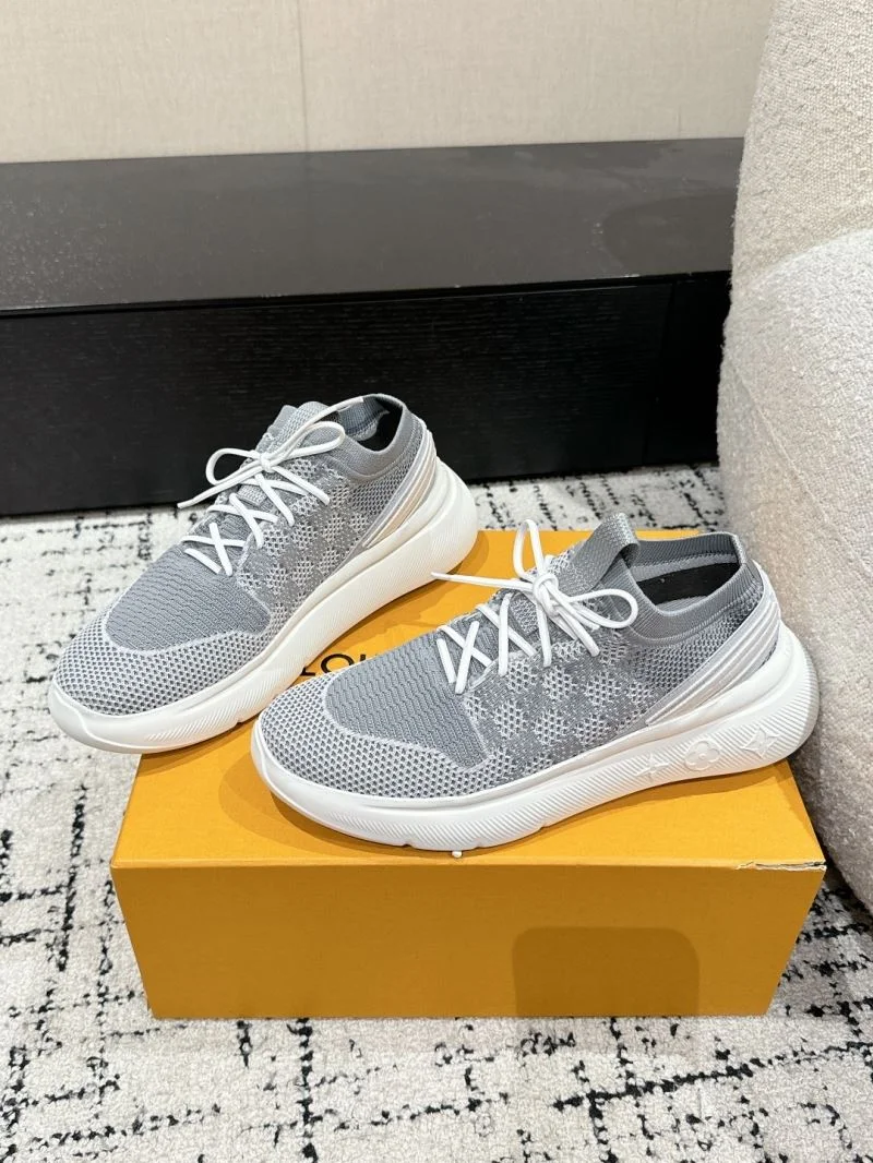 OnTrend Louis Vuitton Low Shoes 32336