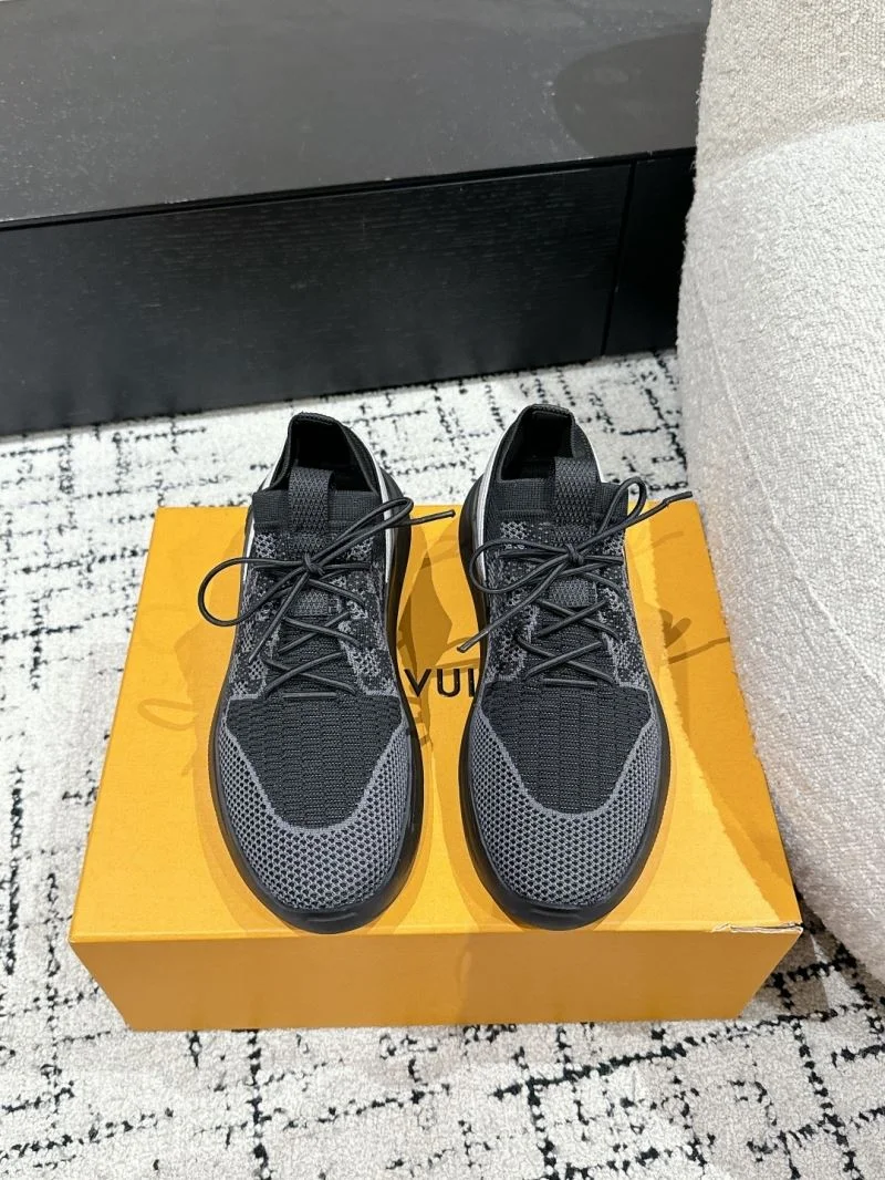 Louis Vuitton Low Shoes Casual 32356