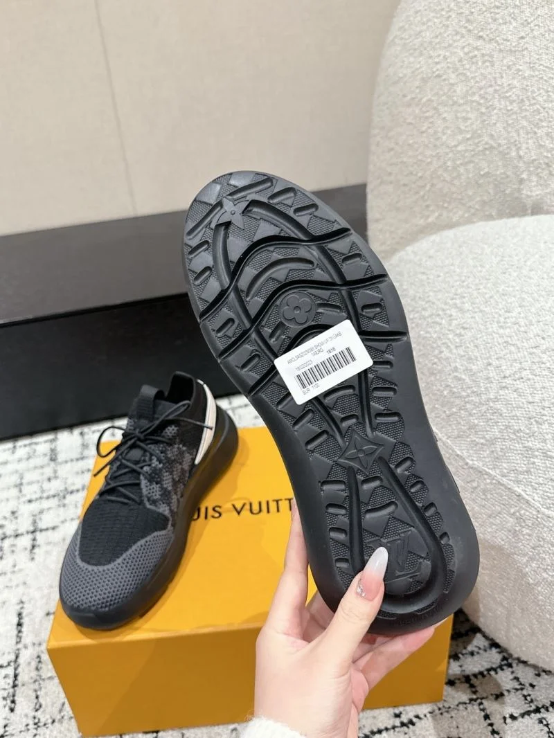 Louis Vuitton Low Shoes Casual 32356
