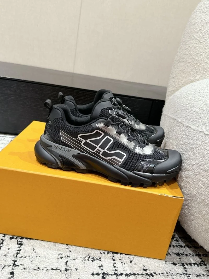 Louis Vuitton Low Shoes Unique 32342