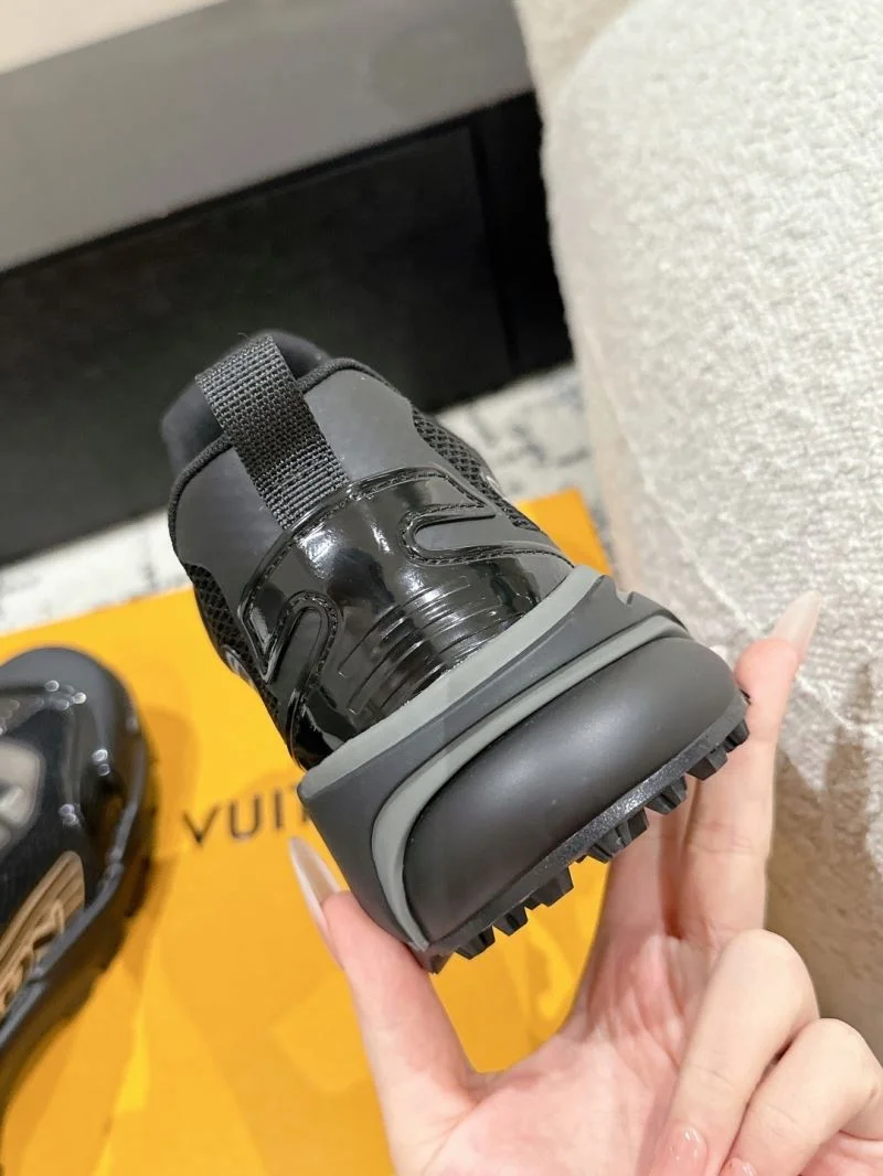 Louis Vuitton Low Shoes Unique 32342