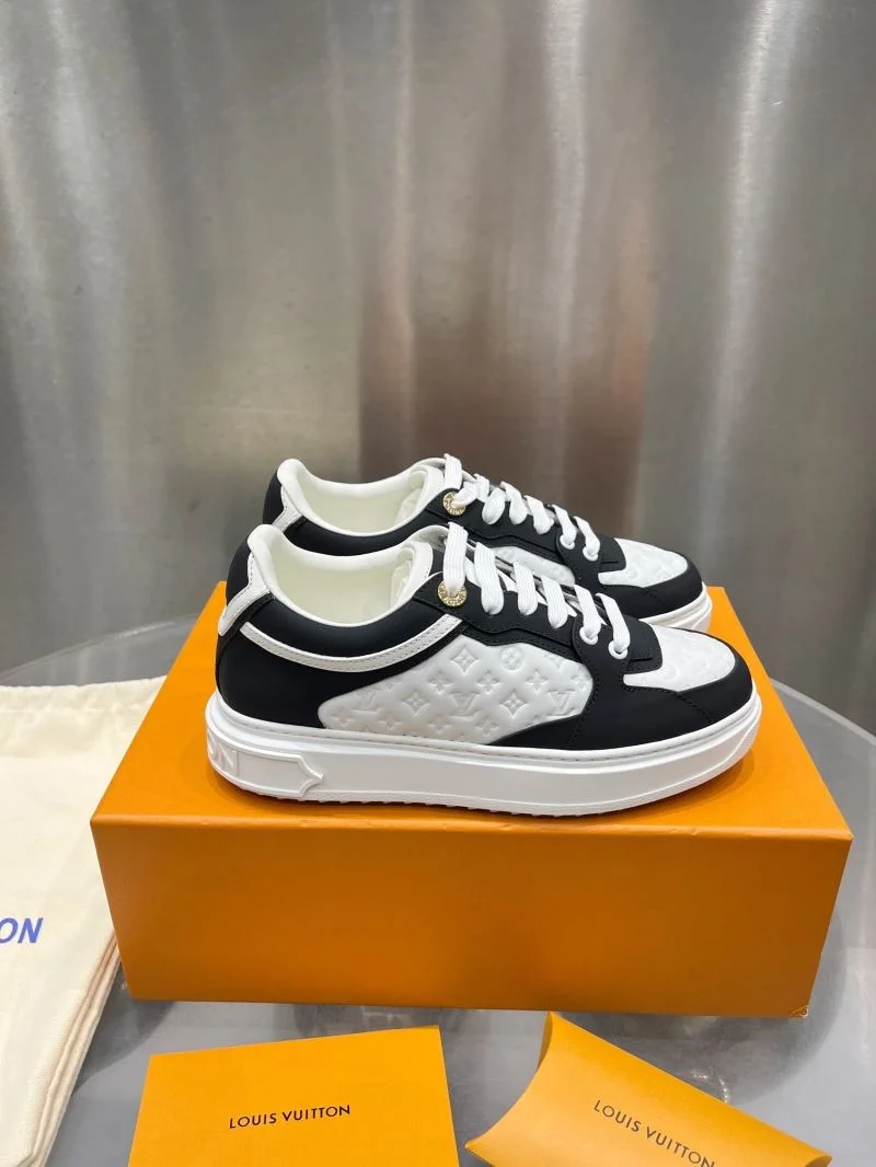 Louis Vuitton Low Shoes Unique 32334