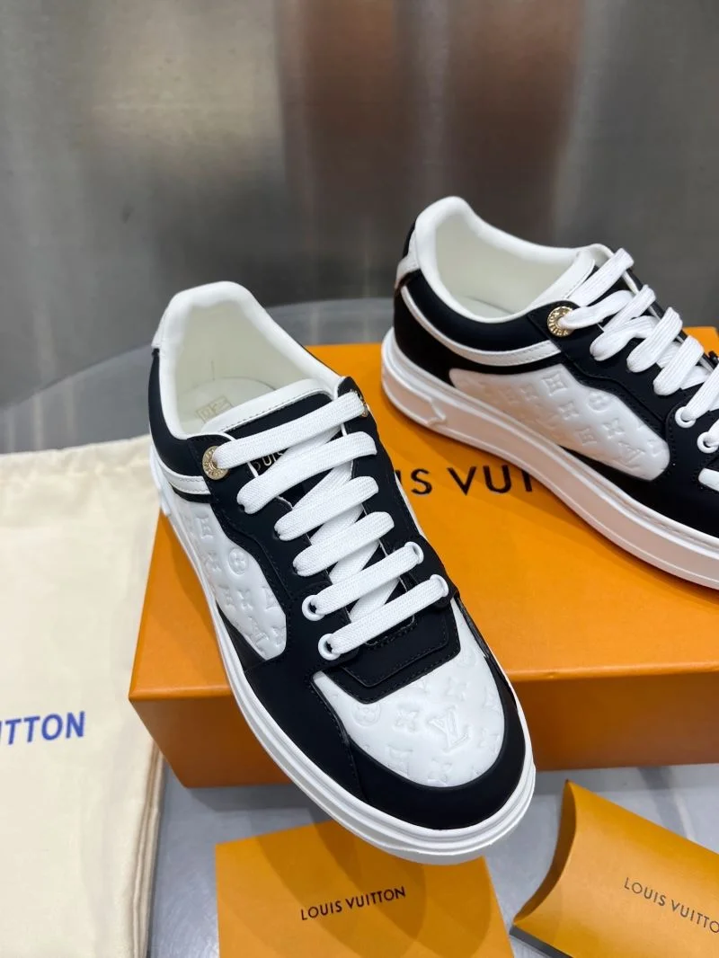 Louis Vuitton Low Shoes Unique 32334