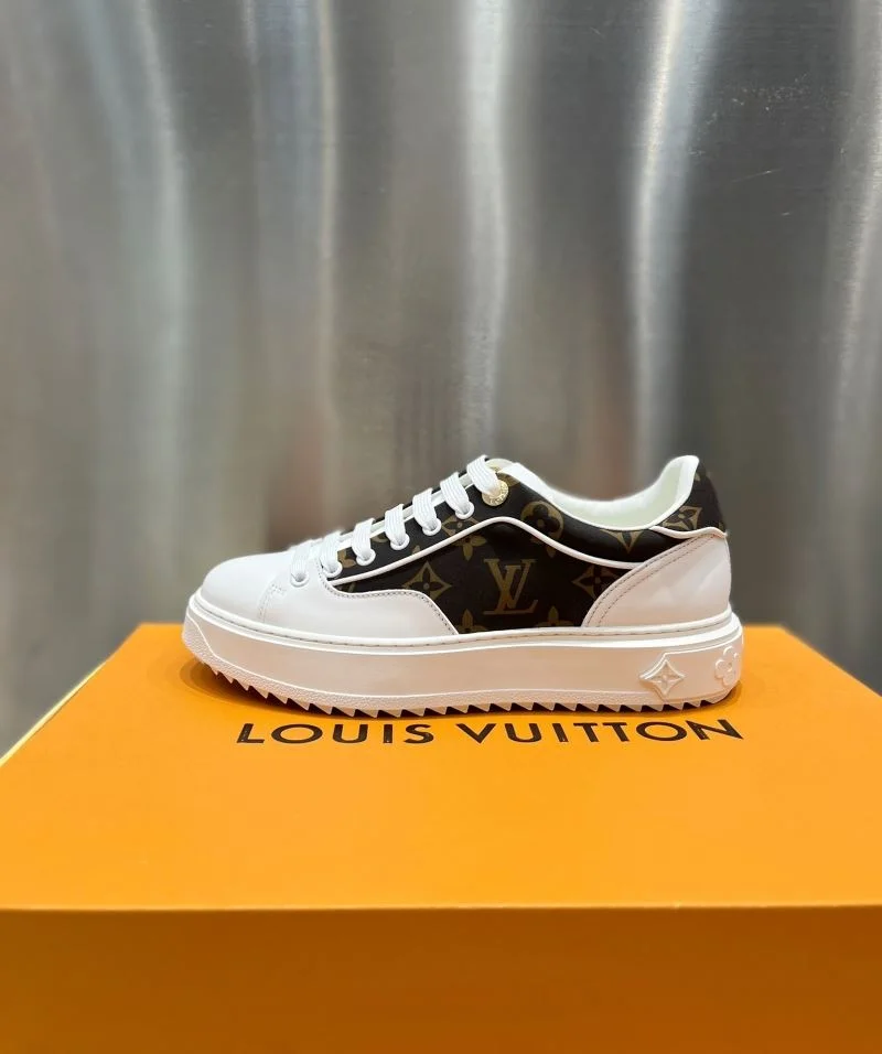 Trendsetting Louis Vuitton Low Shoes 32332