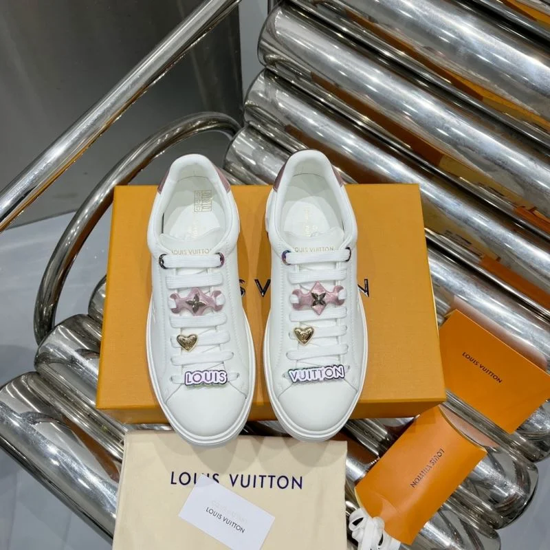 Louis Vuitton Low Shoes Stretchable 32333