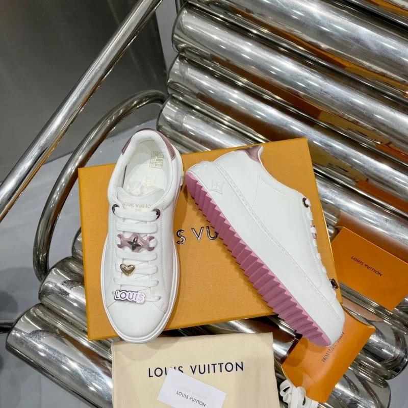 Louis Vuitton Low Shoes Stretchable 32333
