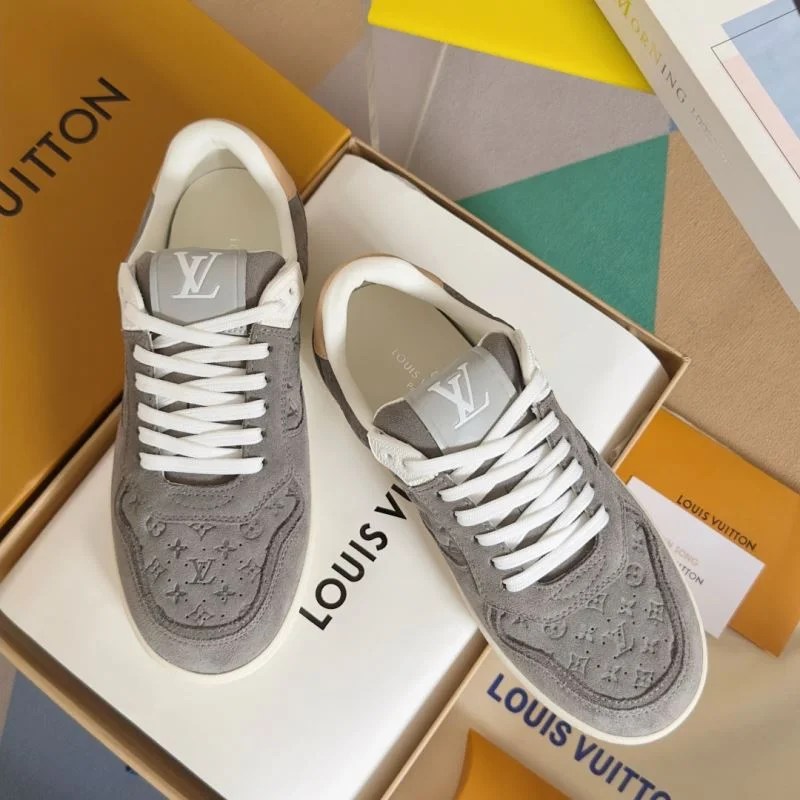 Louis Vuitton Low Shoes Trendsetting 32323