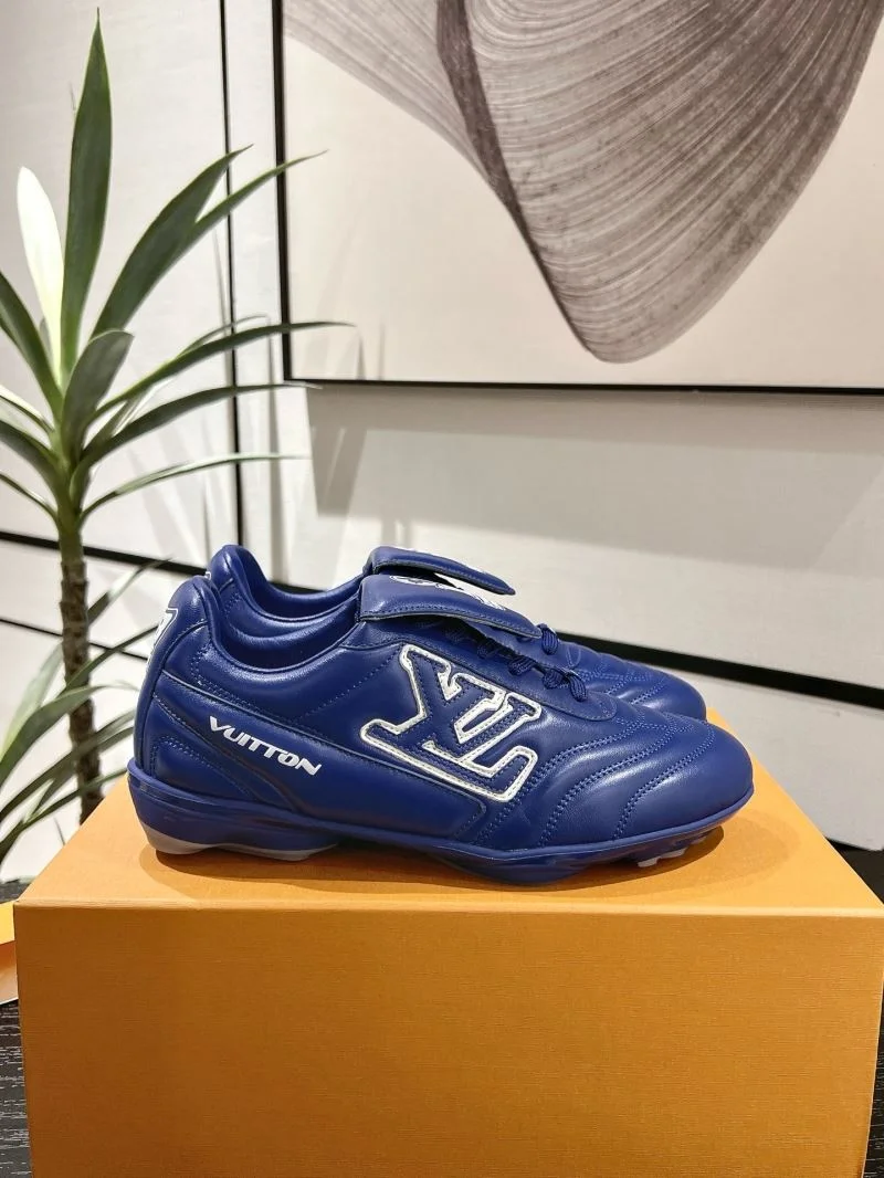 Louis Vuitton Low Shoes Fashionable 32311