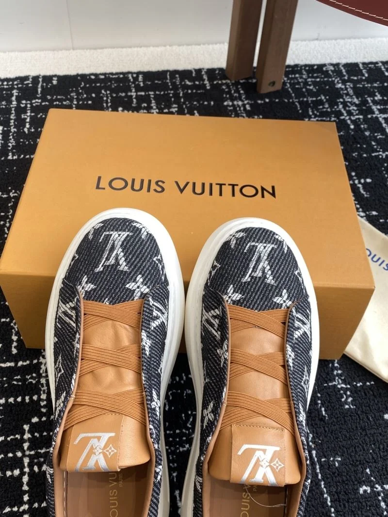 Louis Vuitton Low Shoes SmoothTexture 32305