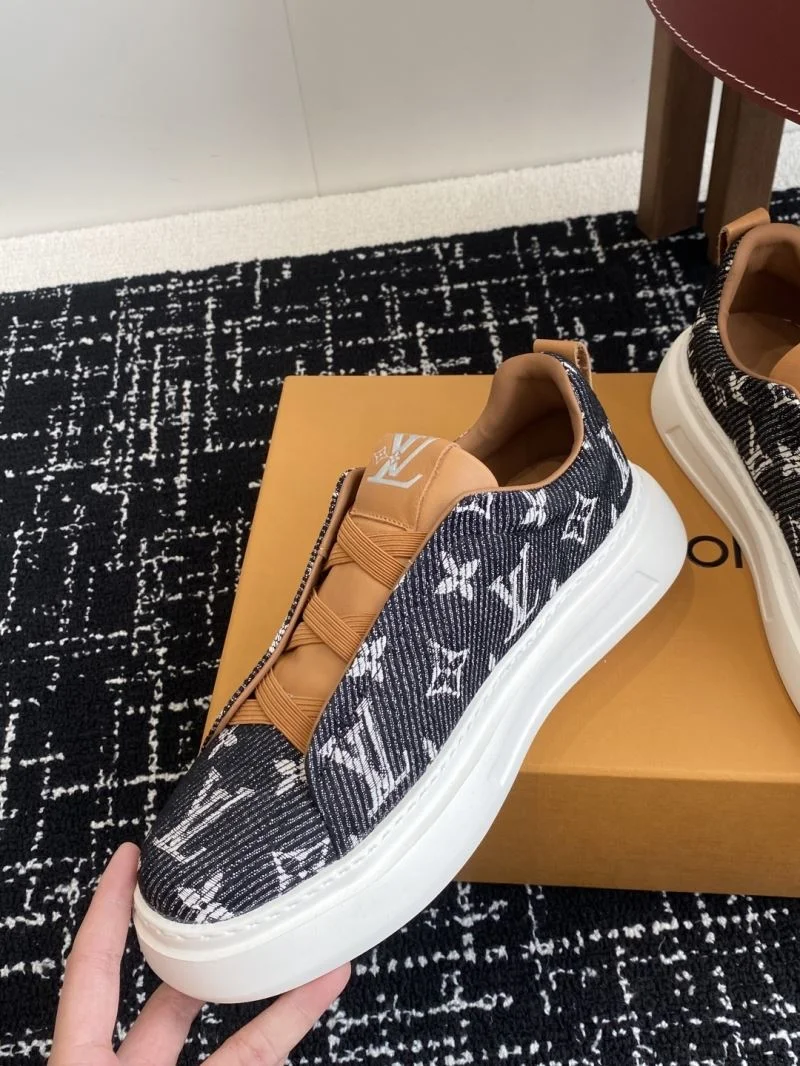 Louis Vuitton Low Shoes SmoothTexture 32305