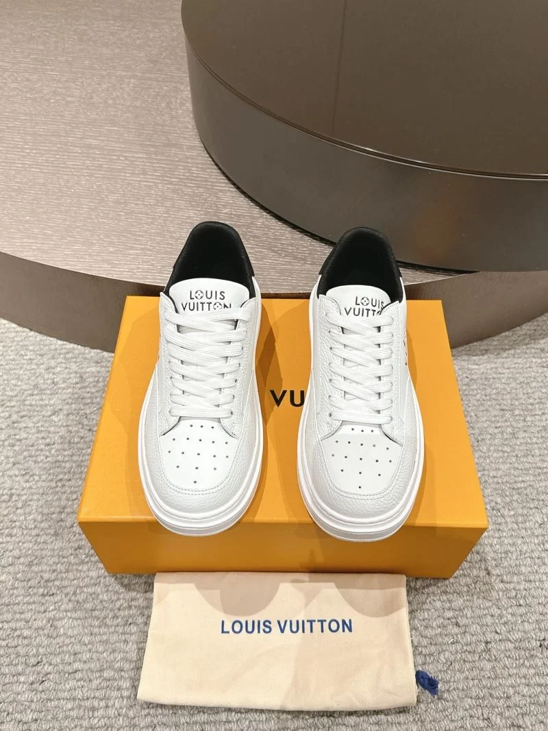 Stylish Louis Vuitton Low Shoes 32299