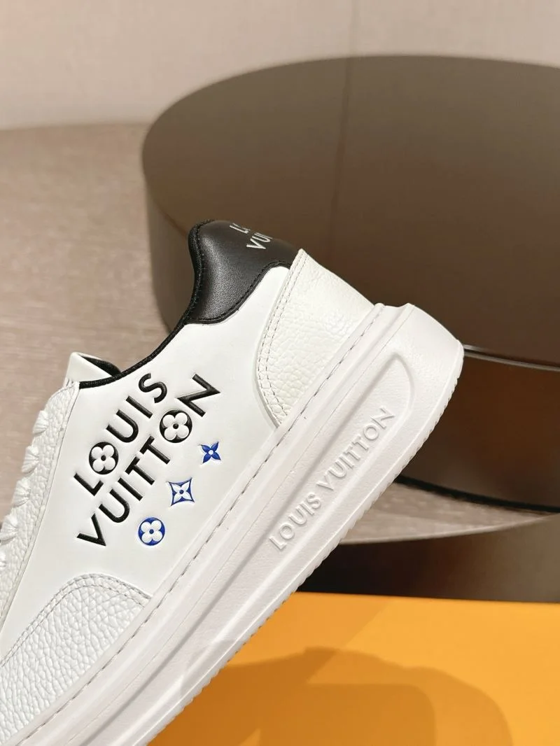 Stylish Louis Vuitton Low Shoes 32299