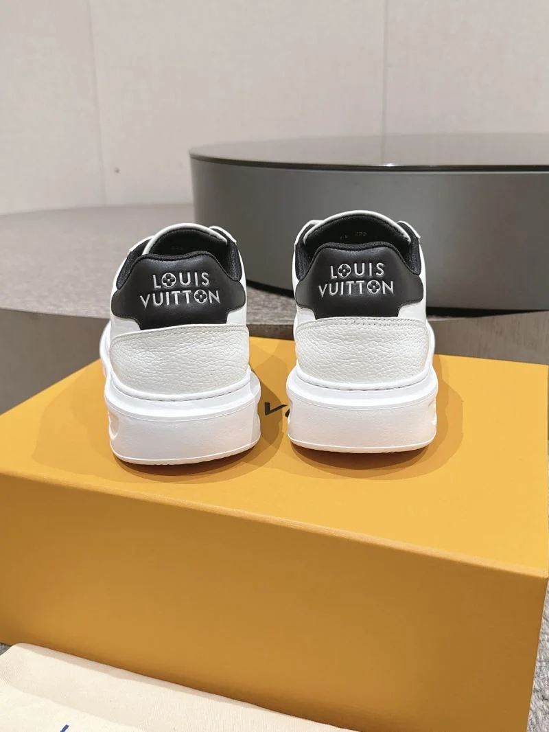 Stylish Louis Vuitton Low Shoes 32299