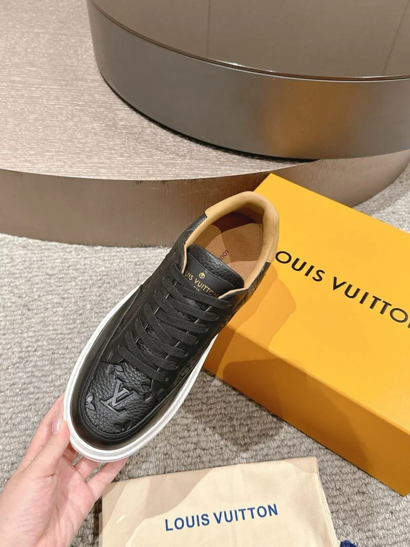 MultiPurpose Louis Vuitton Low Shoes 32298