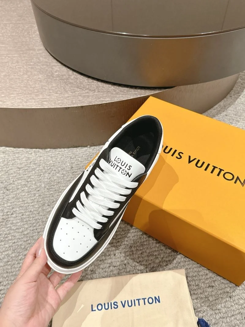 FashionForward Louis Vuitton Low Shoes 32312
