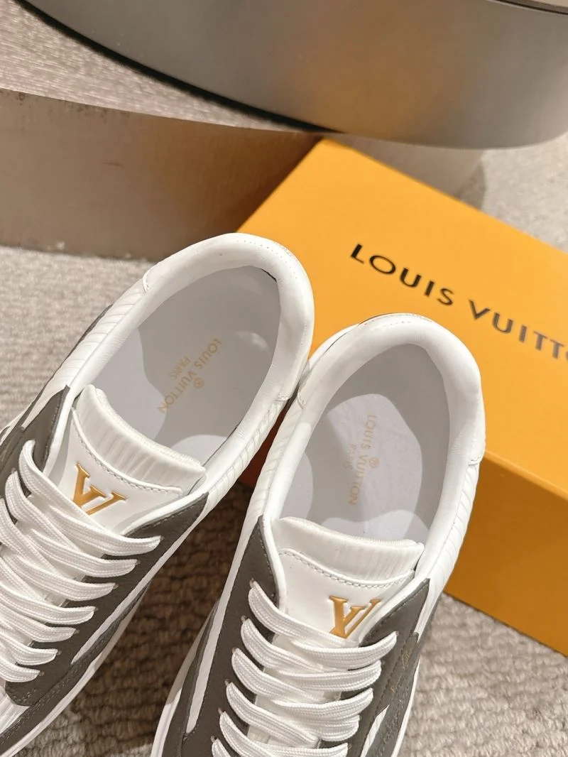 Practical Louis Vuitton Low Shoes 32293