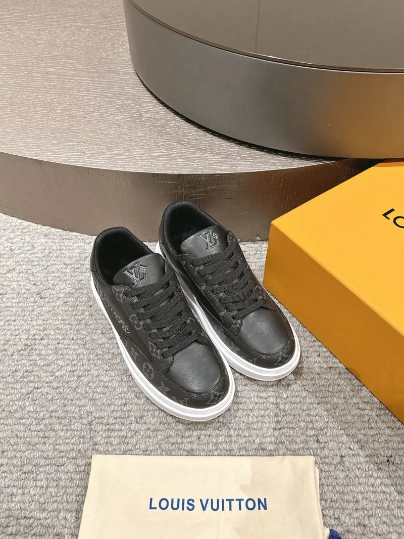 Louis Vuitton Low Shoes WrinkleFree 32290