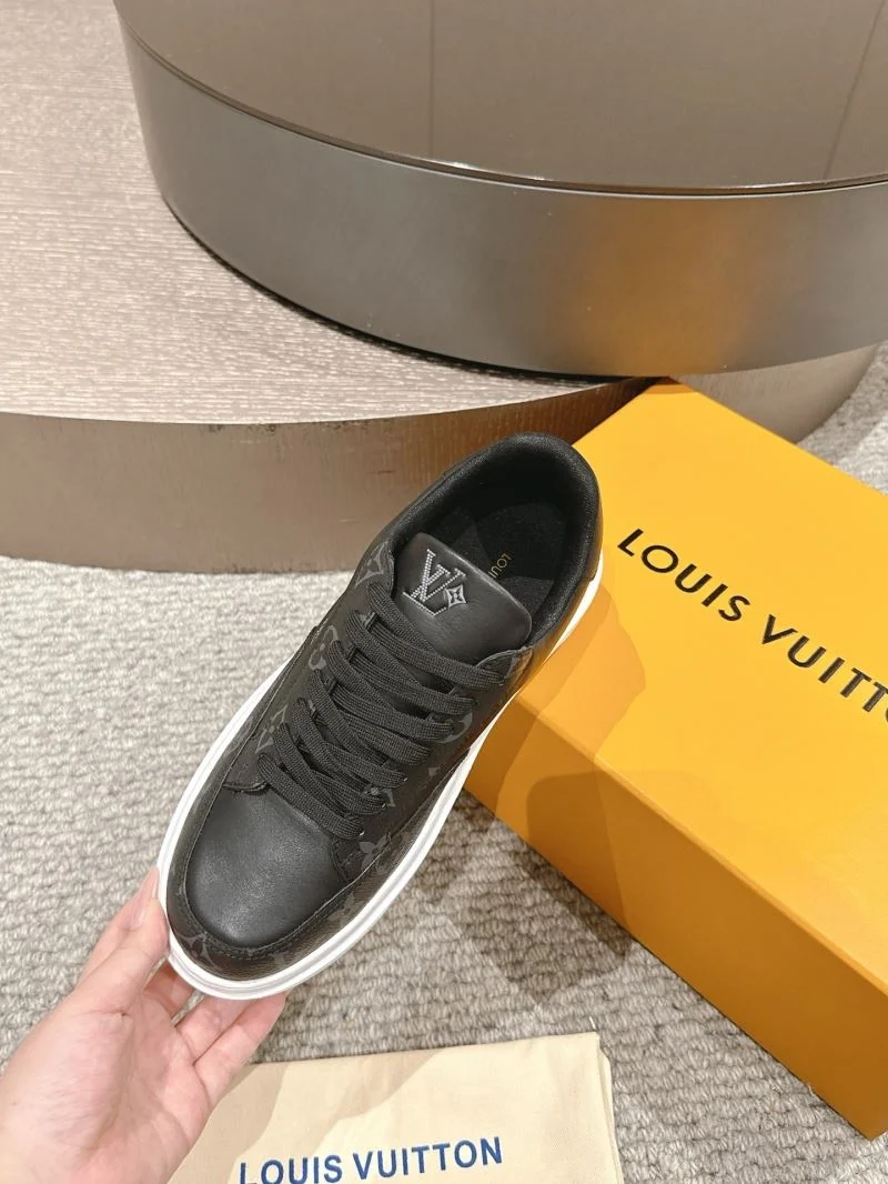Louis Vuitton Low Shoes WrinkleFree 32290