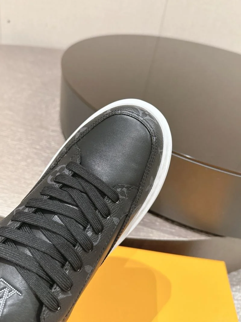 Louis Vuitton Low Shoes WrinkleFree 32290