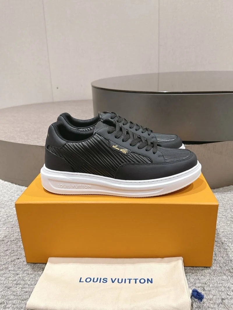 TravelReady Louis Vuitton Low Shoes 32274