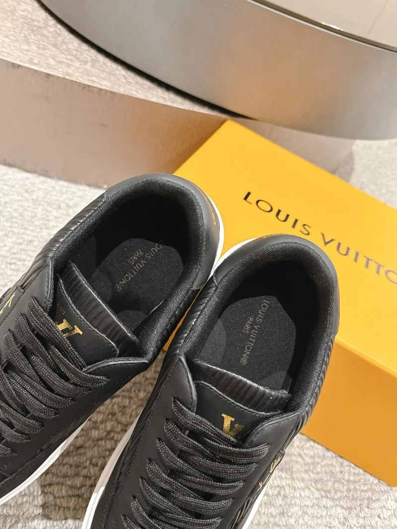 TravelReady Louis Vuitton Low Shoes 32274